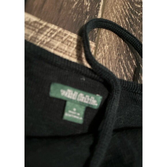 Wild fable black cropped black tank top - Picture 2 of 3